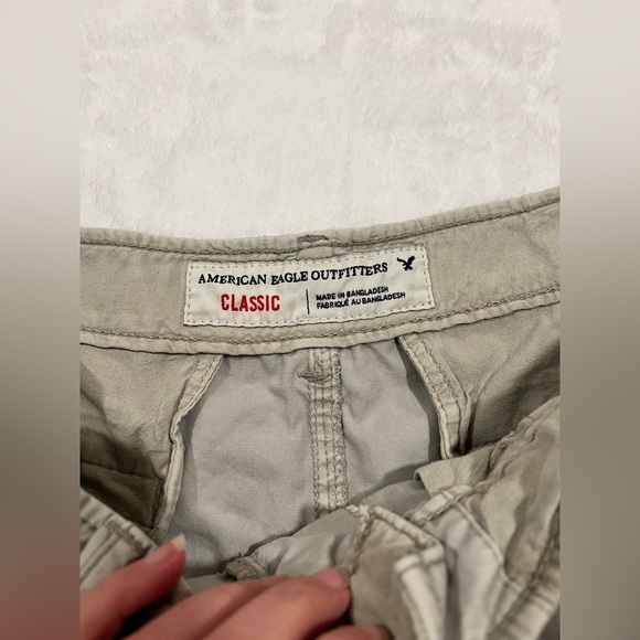 American Eagle Men's Classic Shorts - tan - Size 32 - Picture 4 of 9